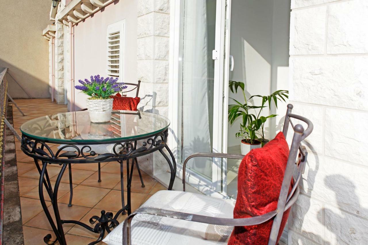 Apartment Ambroz Vela Luka Luaran gambar