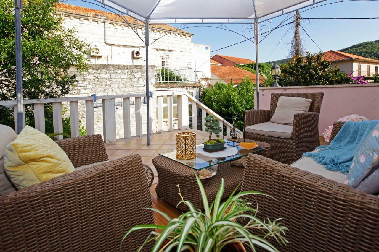 Apartment Ambroz Vela Luka Luaran gambar