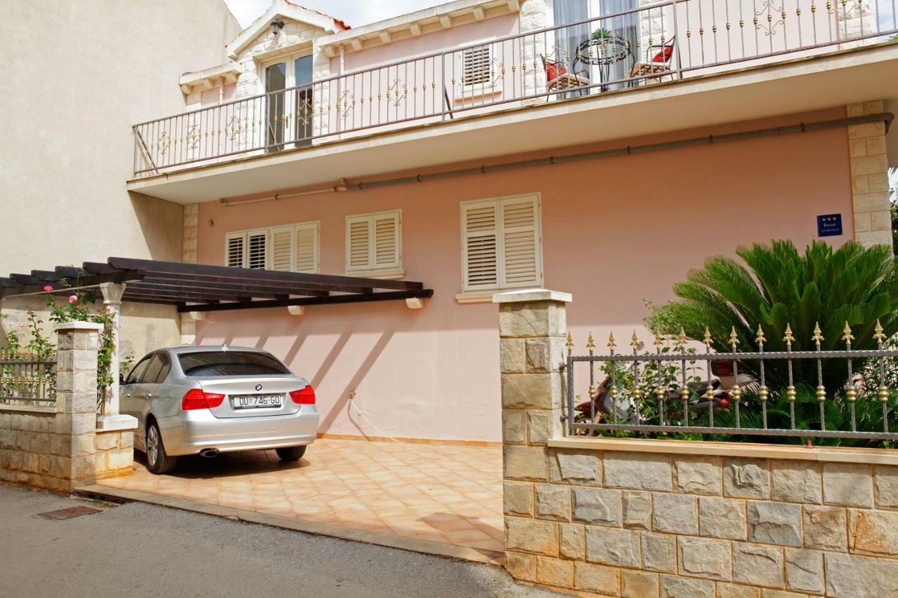 Apartment Ambroz Vela Luka Luaran gambar